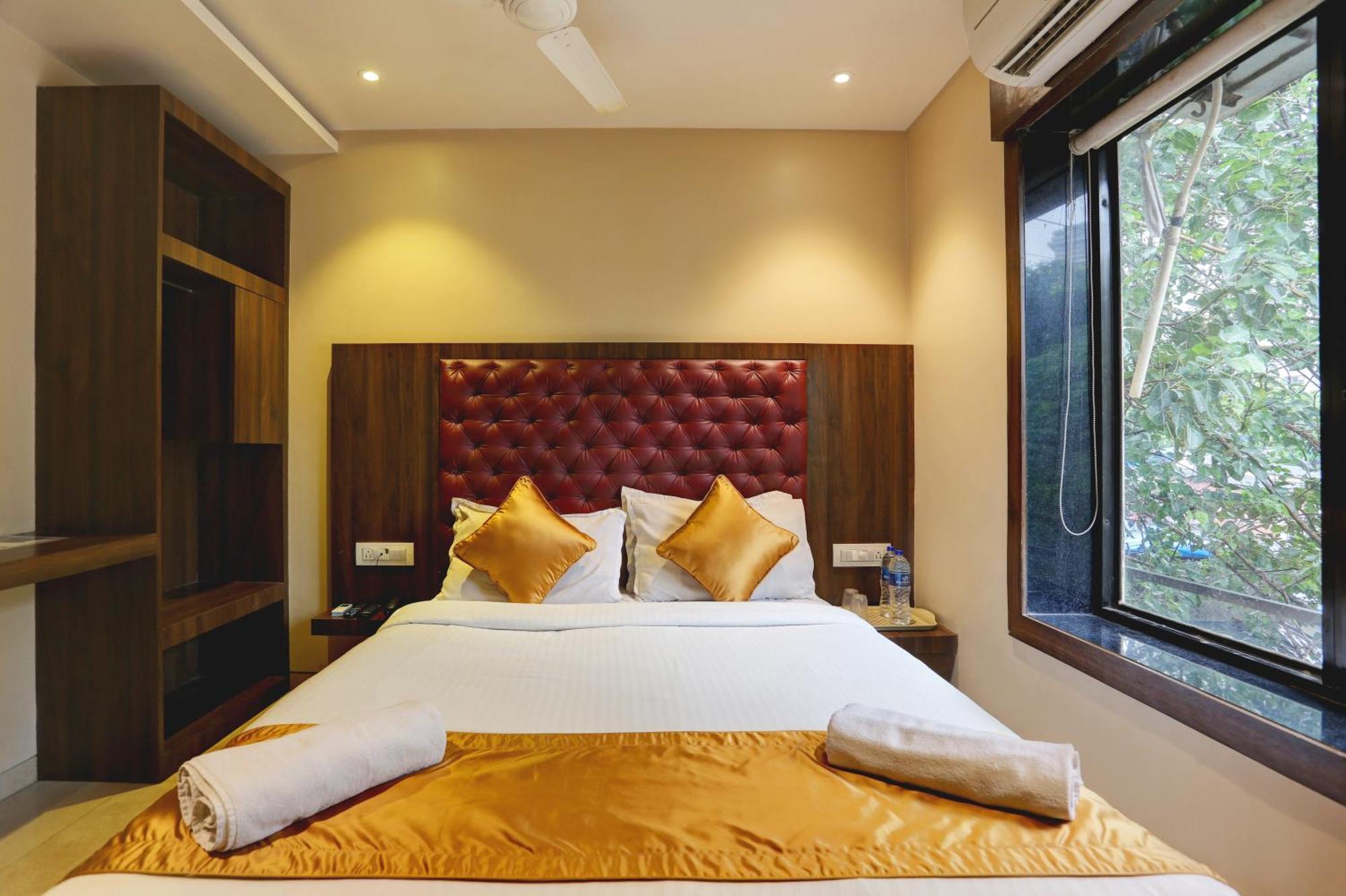 Hotel Sea Breeze Bombay Exterior foto