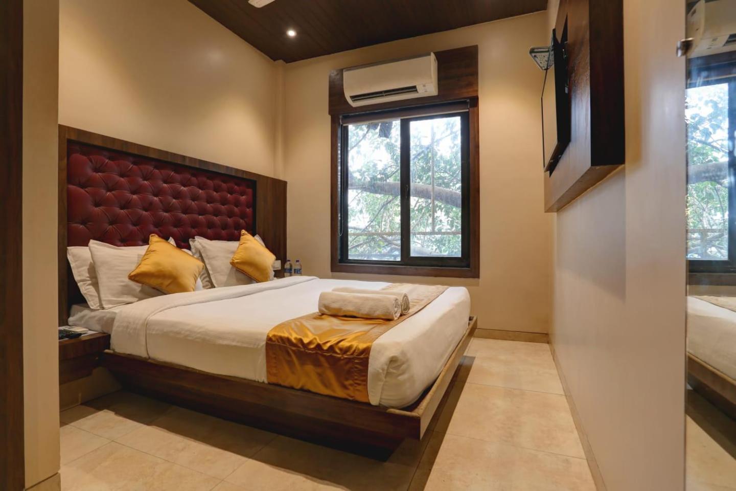 Hotel Sea Breeze Bombay Exterior foto